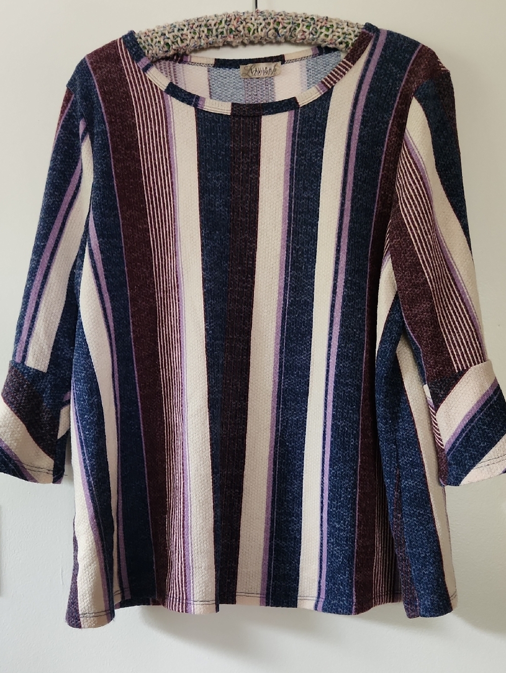 Lavish Multicolor Knit Top in Navy, Plum & Cream